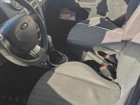 Usata Ford Fusion 68 CV (50 kW) 2010 Grigio Berlina