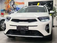 Usata Kia Stonic Style 95 CV (69 kW) 2023 Clear white SUV