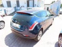 Usata Lancia Delta Gold 120 CV (88 kW) 2011 Bluazzurro Utilitaria