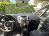Usata Kia Venga 90 CV (66 kW) 2014 Bianco Utilitaria