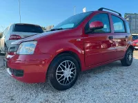 Usata Fiat Panda Active 69 CV (50 kW) 2011 Rosso Utilitaria