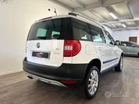 Usata Skoda Yeti Ambition 110 CV (80 kW) 2011 Bianco SUV