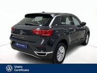 Usata VW T-Roc Business 150 CV (110 kW) 2021 Grigio / pastello SUV