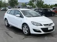 Usata Opel Astra S 110 CV (80 kW) 2016 Bianco Station wagon