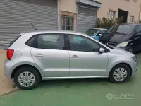 Usata VW Polo Trendline 75 CV (55 kW) 2017 Grigio Berlina