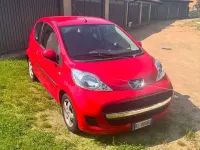 Usata Peugeot 107 Access 68 CV (50 kW) 2011 Rosso Utilitaria