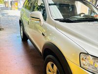 Usata Chevrolet Captiva 163 CV (119 kW) 2011 Grigio SUV