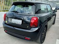 Usata Mini Cooper SE Classic 75 kW (102 CV) 2023 Nero Utilitaria