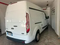Usata Ford Transit Custom Trend 131 CV (96 kW) 2022 Bianco pastello Berlina