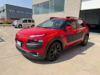 Usata Citroën C4 Shine 99 CV (72 kW) 2016 Rosso Berlina