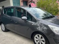 Usata Opel Meriva Cosmo 110 CV (80 kW) 2011 Grigio Monovolume