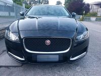Usata Jaguar XF Prestige 180 CV (132 kW) 2017 Nero Berlina