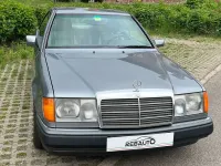 Usata Mercedes 200 122 CV (89 kW) 1992 Blu/azzurro Coupé