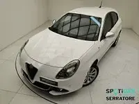 Usata Alfa Romeo Giulietta Ti 120 CV (88 kW) 2021 Bianco Utilitaria