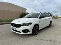 Usata Fiat Tipo Easy 120 CV (88 kW) 2017 Bianco Station wagon