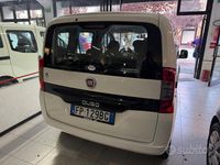 Usata Fiat Qubo Trekking 80 CV (58 kW) 2018 Bianco Monovolume