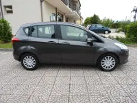 Usata Ford B-MAX 75 CV (55 kW) 2017 Grigio Monovolume