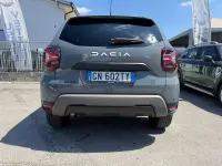 Usata Dacia Duster Journey 101 CV (74 kW) 2023 Grigio SUV