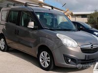 Usata Opel Combo 105 CV (77 kW) 2012 Grigio Monovolume