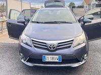 Usata Toyota Avensis Lounge 124 CV (91 kW) 2013 Station wagon