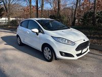 Second-hand Ford Fiesta 97 CP (71 kW) 2013 Alb Berlinǎ