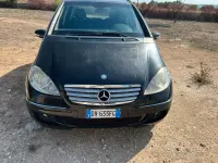 Usata Mercedes A180 109 CV (80 kW) 2009 Nero Berlina