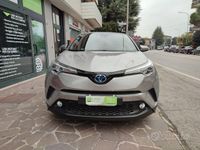 Usata Toyota C-HR Lounge 122 CV (89 kW) 2017 Grigio SUV
