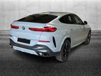 Usata BMW X6 M Sport 298 CV (219 kW) 2024 Grigio metallizzato SUV