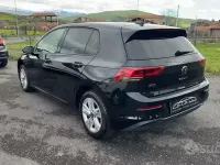 Usata VW Golf VIII Life 116 CV (85 kW) 2022 Nero Berlina