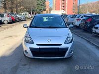Usata Renault Clio II 75 CV (55 kW) 2011 Grigio Berlina