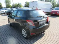 Usata Toyota Yaris Active 69 CV (50 kW) 2012 Nero Utilitaria