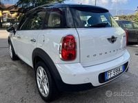 Usata Mini Park Lane Countryman 112 CV (82 kW) 2016 Bianco SUV