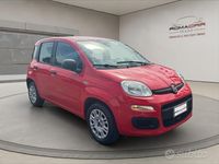 Usata Fiat Panda Lounge 69 CV (50 kW) 2018 Rosso Utilitaria