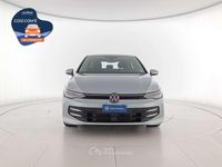 Usata VW Golf VIII Life 116 CV (85 kW) 2025 Dolomite silver metallizzato Berlina