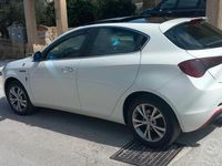 Usata Alfa Romeo Giulietta 140 CV (102 kW) 2011 Bianco Utilitaria