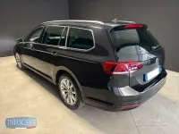 Usata VW Passat Business 150 CV (110 kW) 2023 Nero metallizzato Station wagon