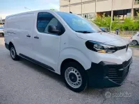 Usata Citroën Jumpy 144 CV (105 kW) 2024 Bianco Monovolume