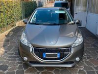 Usata Peugeot 208 Active 82 CV (60 kW) 2012 Grigio Utilitaria