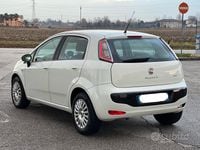 Usata Fiat Punto Evo Dynamic 77 CV (56 kW) 2011 Bianco Utilitaria