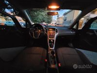 Usata Opel Astra 110 CV (80 kW) 2013 Nero Berlina