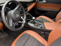 Usata Alfa Romeo Giulia 150 CV (110 kW) 2018 Grigio Berlina