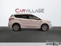 Usata Ford Kuga Vignale 180 CV (132 kW) 2019 Bianco SUV