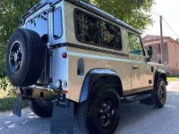 Usata Land Rover Defender SE 122 CV (89 kW) 2010 Argento Station wagon