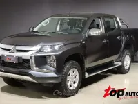 Usata Mitsubishi L200 150 CV (110 kW) 2020 Nero Pick-up