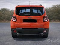 Usata Jeep Renegade Limited 120 CV (88 kW) 2016 SUV