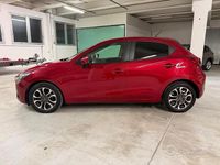 Usata Mazda 2 Exceed 105 CV (77 kW) 2016 Rosso Berlina