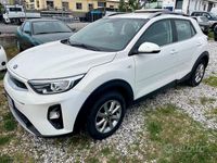 Usata Kia Stonic 100 CV (73 kW) 2020 Bianco SUV