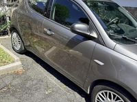 Usata Lancia Ypsilon Silver 95 CV (69 kW) 2016 Grigio Utilitaria