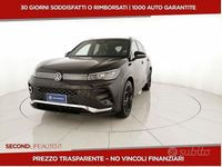 Usata VW Tiguan R-line 150 CV (110 kW) 2024 Nero SUV