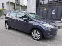 Usata Ford Fiesta 82 CV (60 kW) 2011 Grigio Berlina
